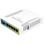 Mikrotik RB960PGS, hEX PoE, 800MHz CPU, 128MB RAM, 5×Gigabit LAN, (4×PoE izlaz), USB, RouterOS L4, plastično kućište, PS